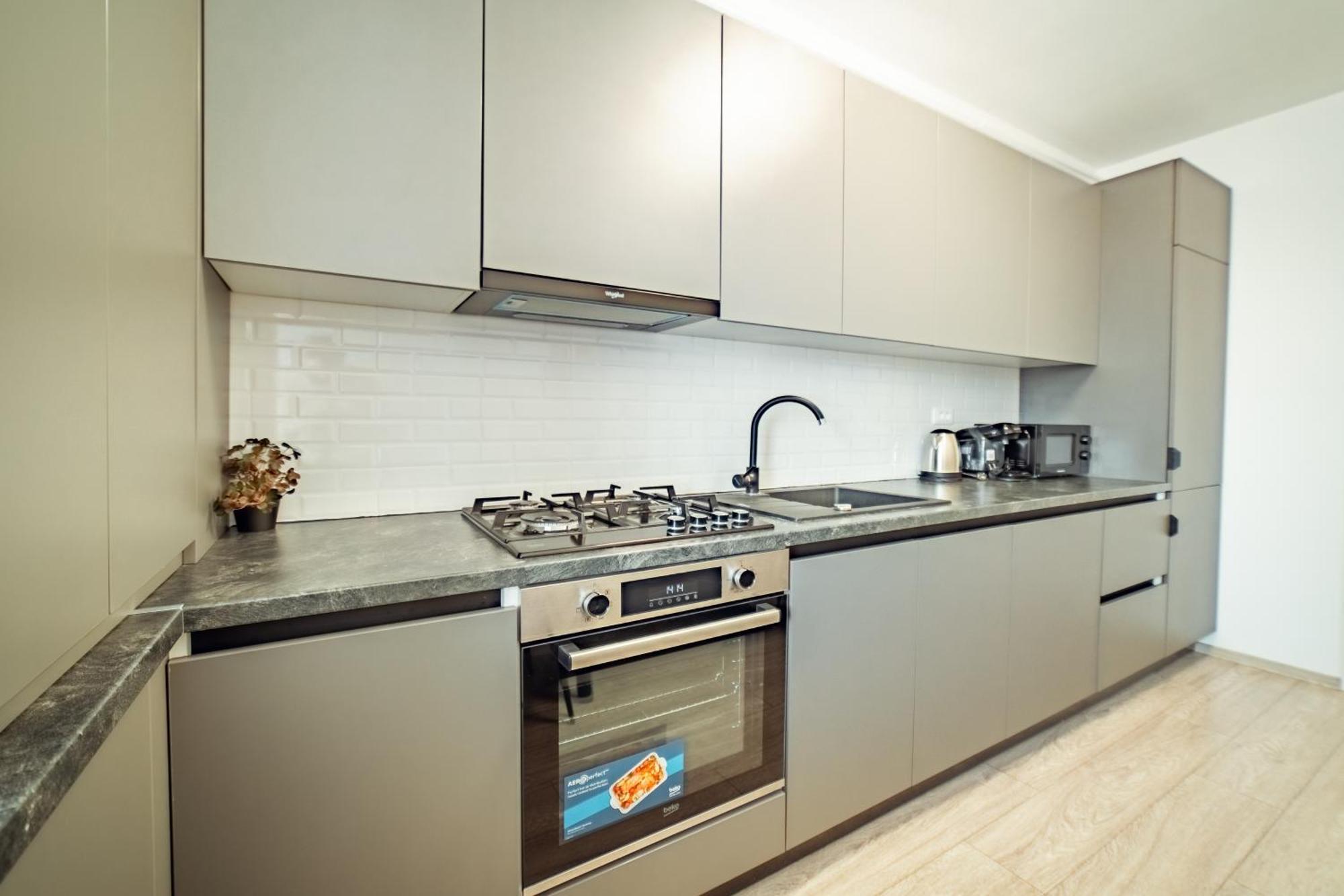 Cozy Apartments At Q Residence - Palas Mall 이아시 외부 사진